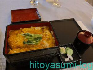 リッツカールトン東京インルームダイニングのカツ丼
